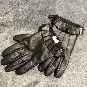 REAL LEATHER BLACK GLOVES